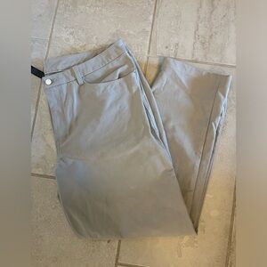 Men’s Lululemon ABC Classic Fit